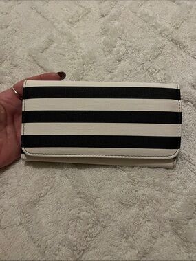 KUT from the Kloth wallet